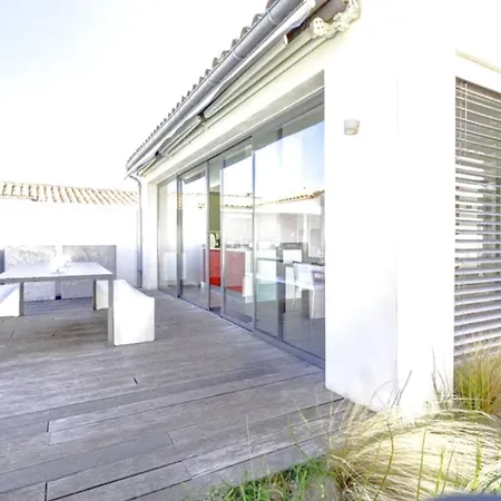 Semesterbostad Quiet House En Re *